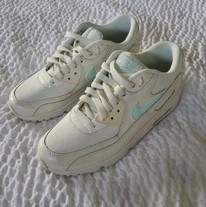 Nike Air Max 90 Sneaker